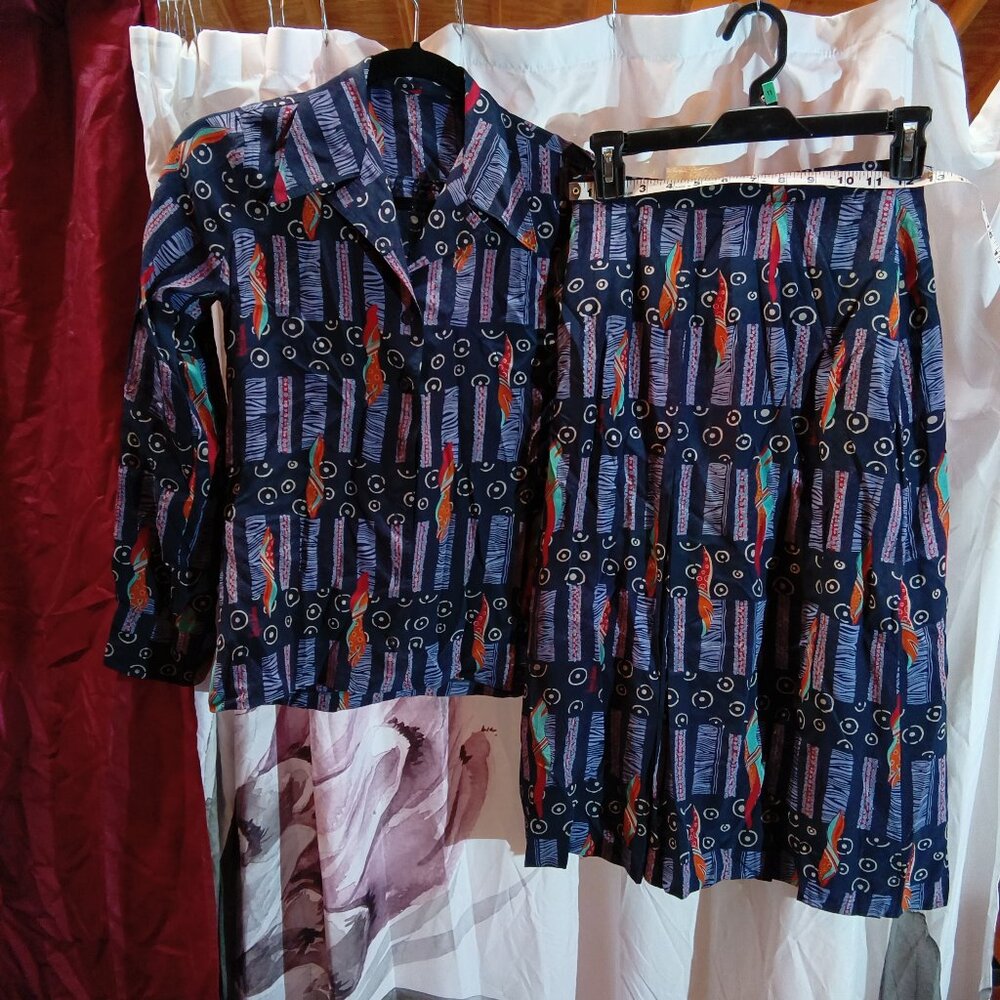 No tags homemade? Vintage skirt blouse set blue pattern small see measurements